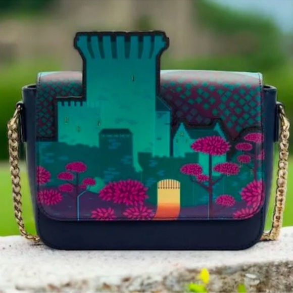 LOUNGEFLY BRAVE PRINCESS CASTLE bag. Chain strap detail!! New tags!!!! - Picture 1 of 10